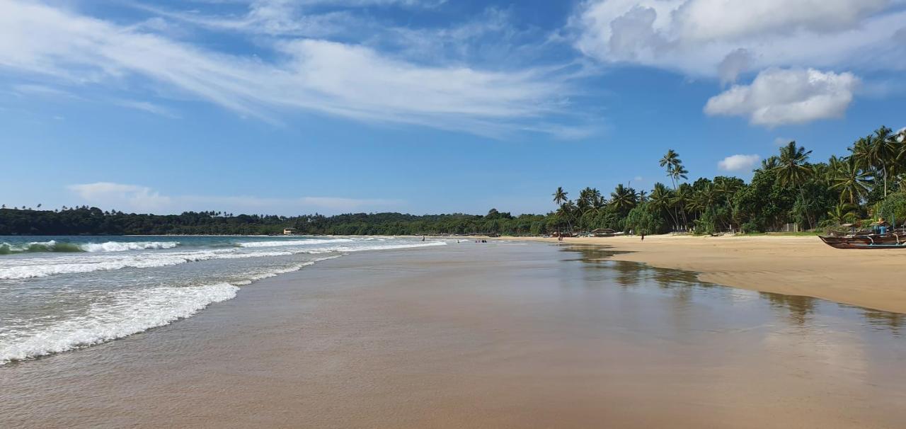 Mawella Beach Resort Тангале Екстериор снимка